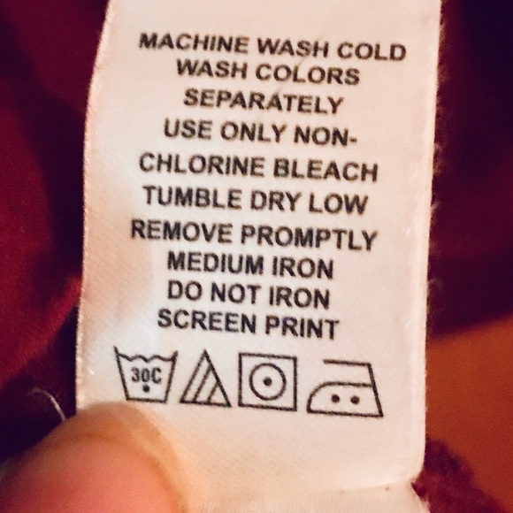 Ellos Deep Burgundy “Keep On Dreaming” Sleep Tank - Picture 6 of 6